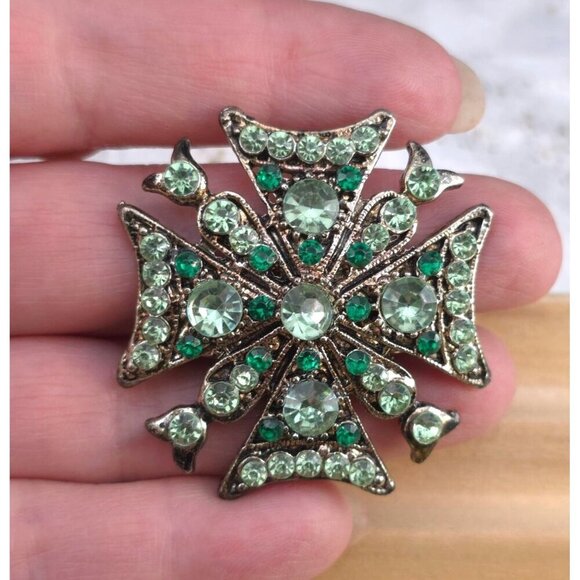 Vintage Green Rhinestone Cross Brooch Pin Statement - Picture 9 of 9